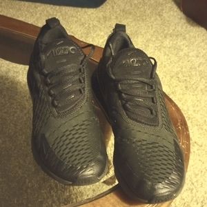 Nike AIR MAX 270 SIZE US 8